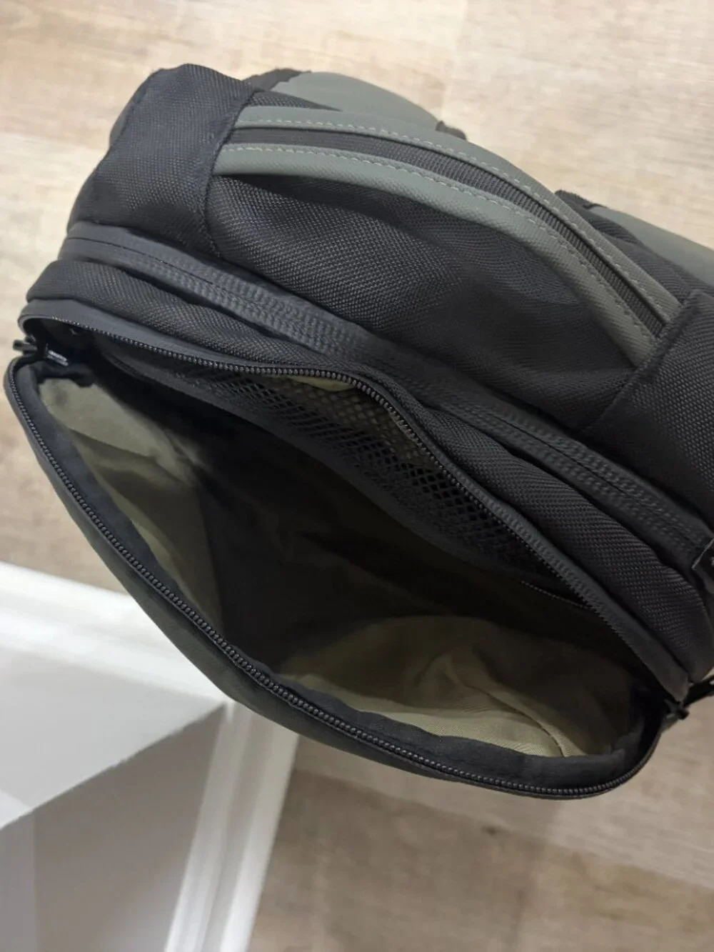 The Island Hopper Travel Backpack 28L